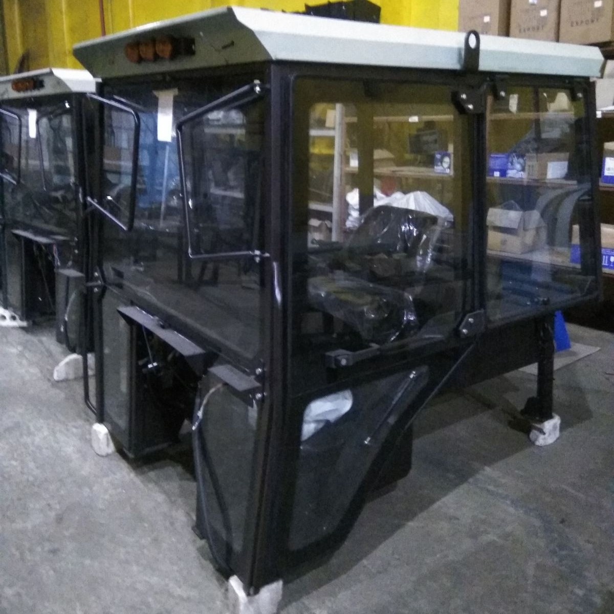 Кабина тракторная МТК-6700010